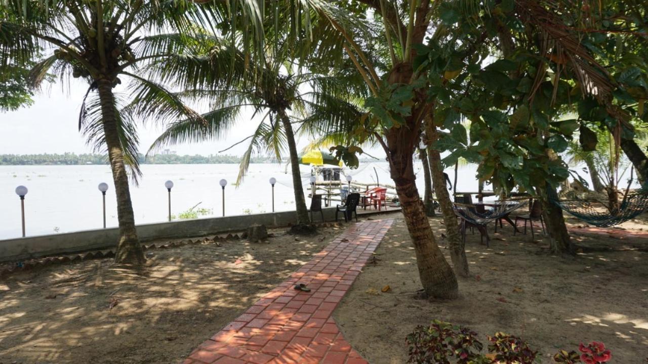 Cheenavala Fishing Homestay Kochi Exterior photo