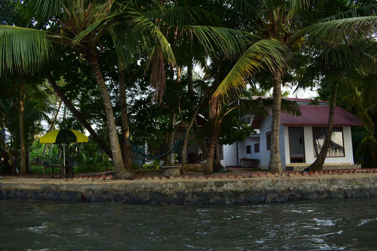 Cheenavala Fishing Homestay Kochi Exterior photo