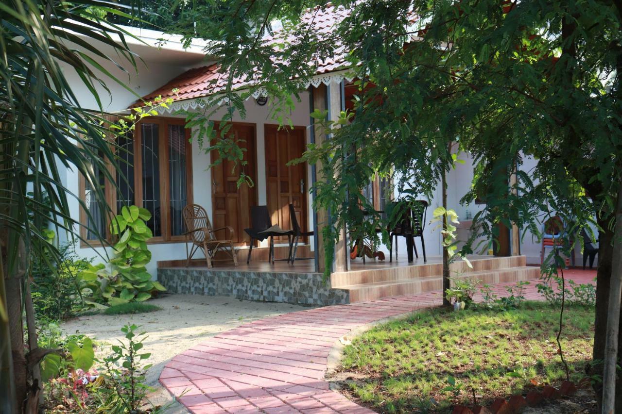 Cheenavala Fishing Homestay Kochi Exterior photo