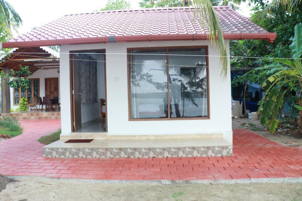 Cheenavala Fishing Homestay Kochi Exterior photo