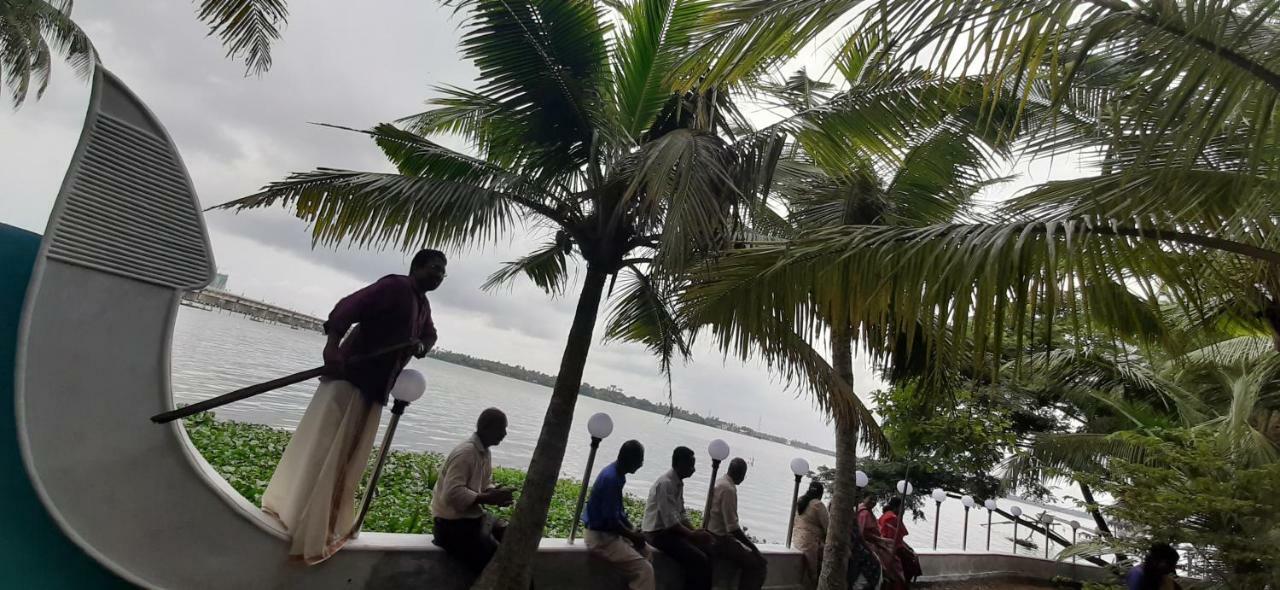 Cheenavala Fishing Homestay Kochi Exterior photo